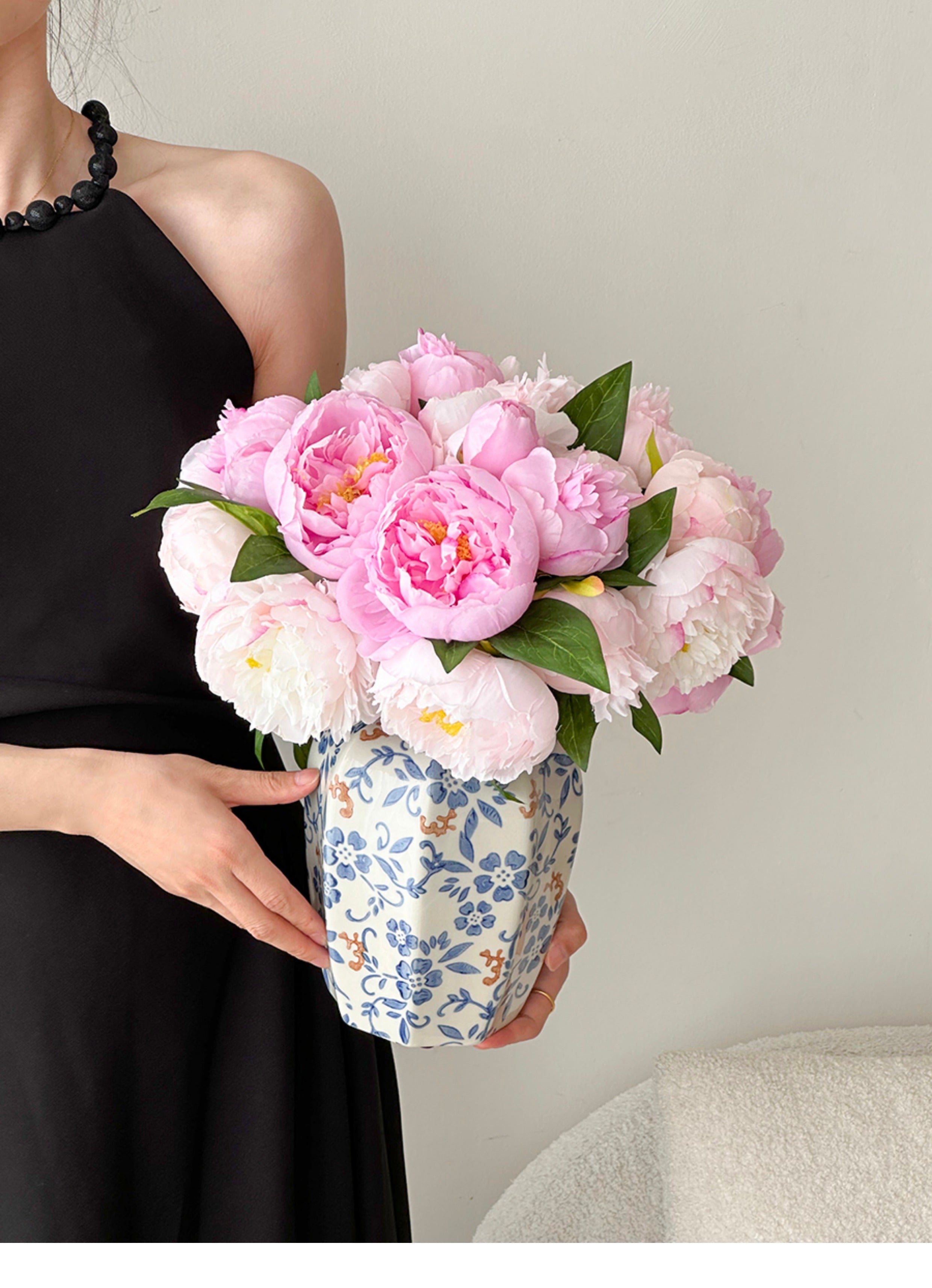 Elegant Porcelain Vase Decor-4