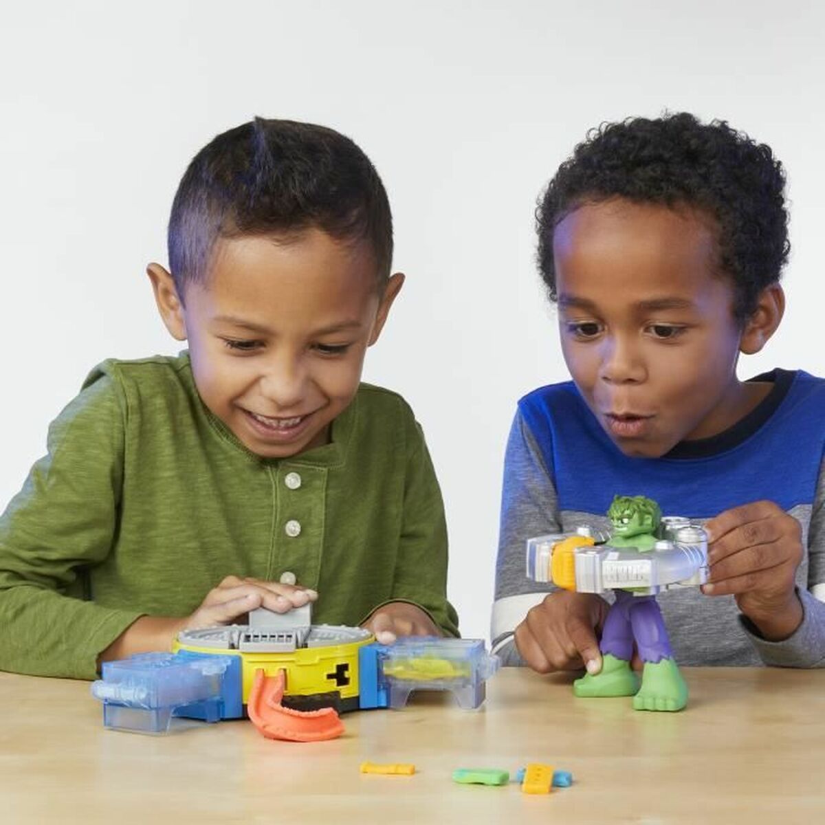 Modelling Clay Game Play-Doh Hulk Smash It All Multicolour-4
