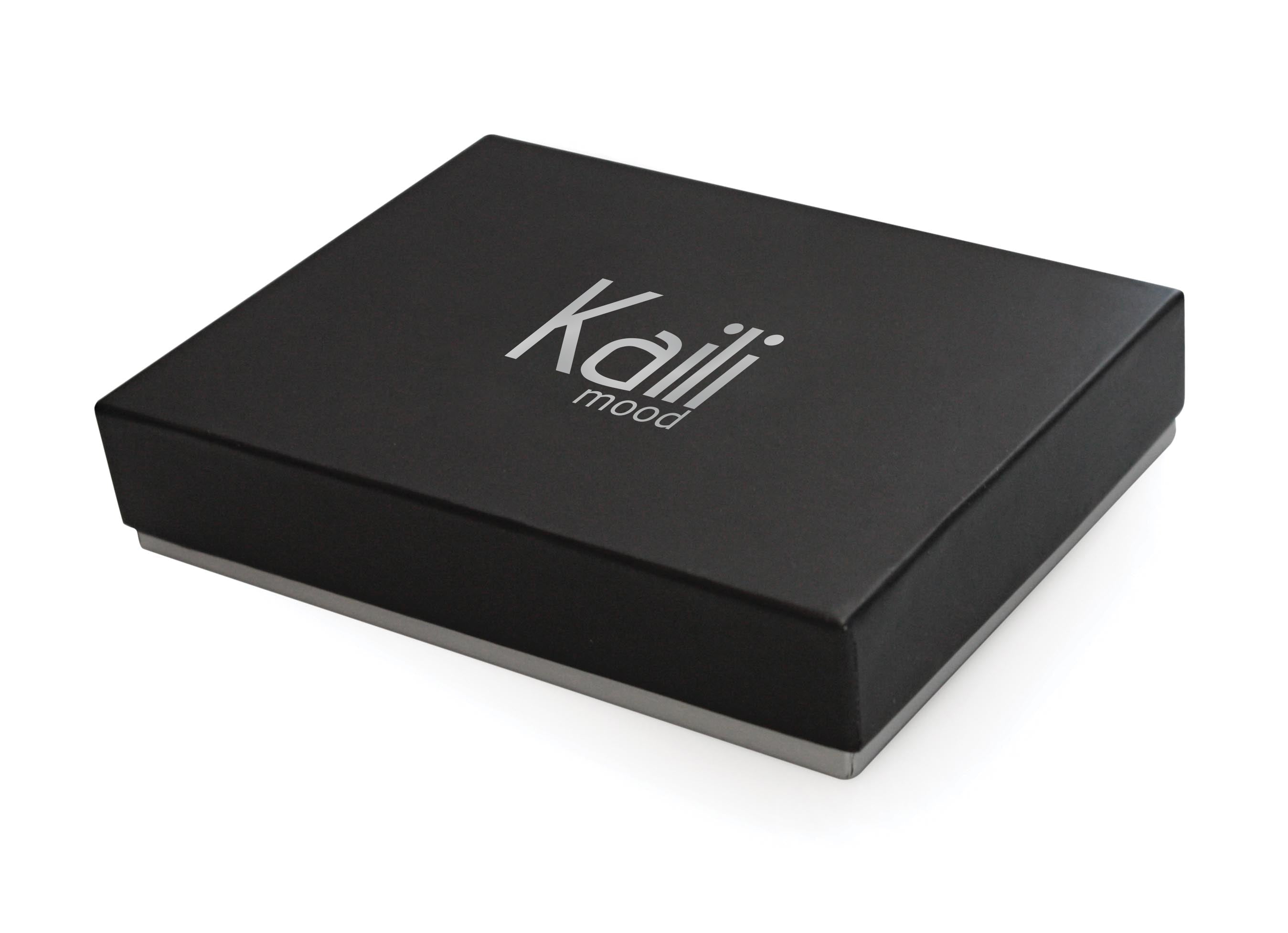 K0039LB | Heart Cable Winder Made in Italy in Genuine Full Grain Leather, Dollar Grain - Orange Color - Dimensions: 5 x 8 x 0.5 cm - Packaging: Rigid Gift Box with bottom/lid-4