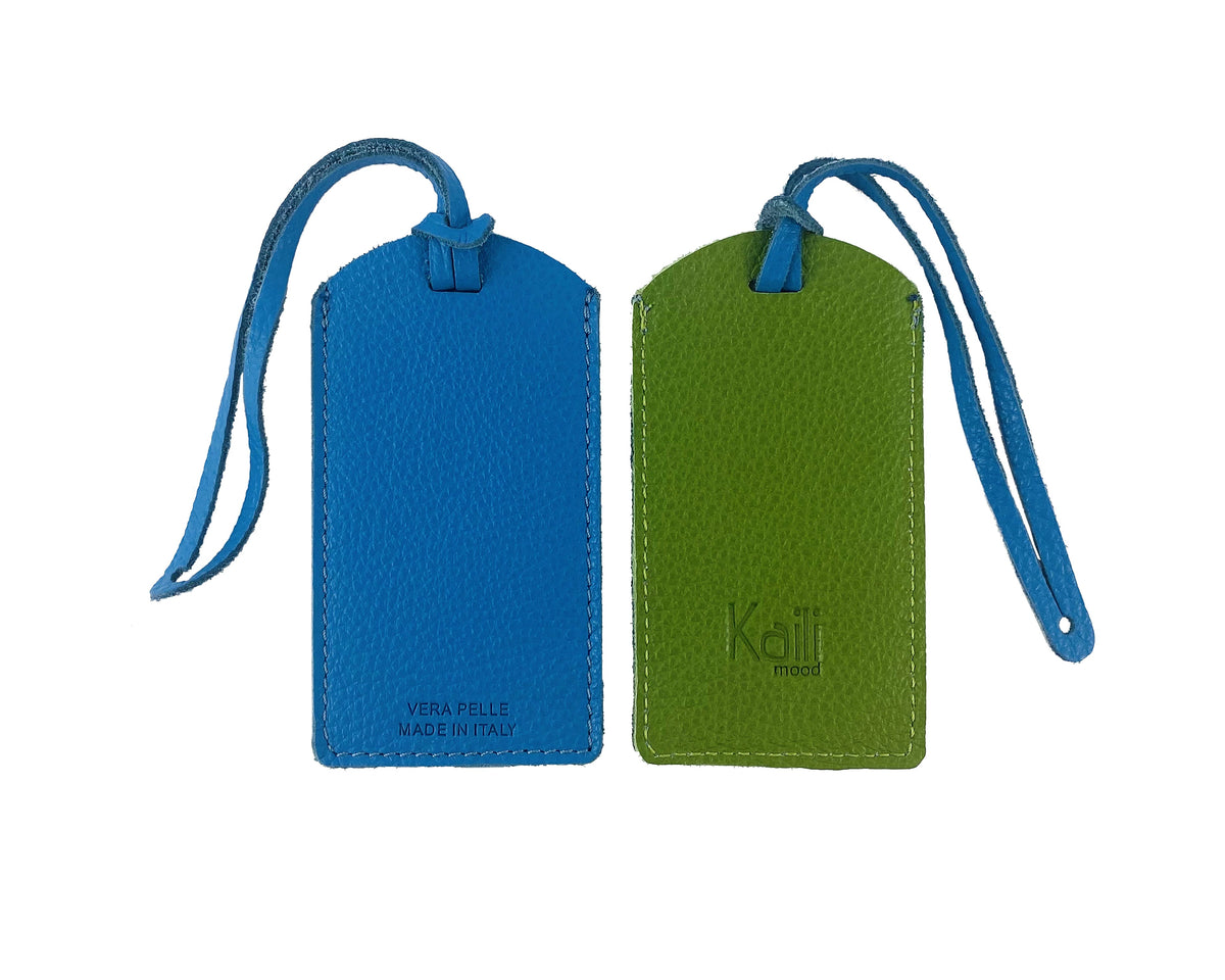 K0041EOB | Targhetta bagaglio Bicolore Made in Italy in Vera Pelle pieno fiore, grana dollaro - Colore Verde/Azzurro - Dimensioni: cm 6,5 x 12 - Confezione: Gift Box rigido fondo/coperchio-0